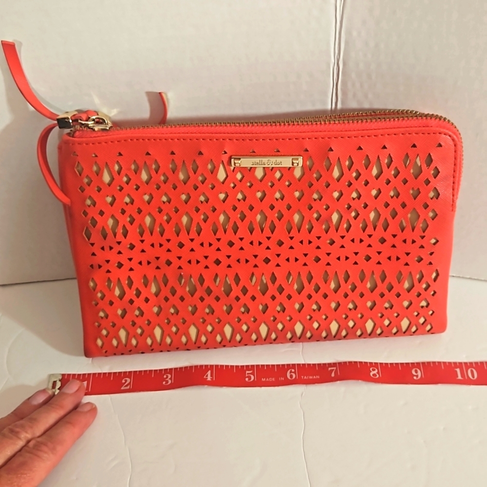 Stella & Dot Hello Gorgeous Double Zip mirrored card carrier clutch